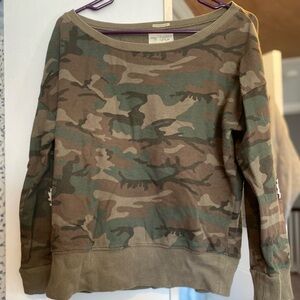 Off the shoulder camo sweatshirt